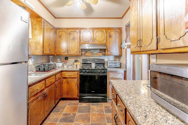 701 N Main Street, Bald Knob, AR 72010