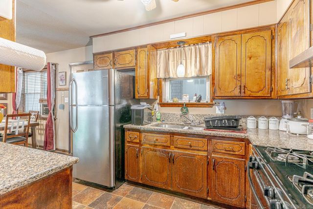 701 N Main Street, Bald Knob, AR 72010