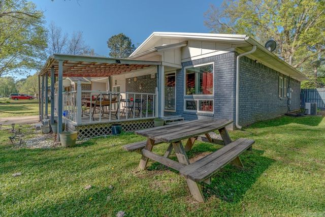 701 N Main Street, Bald Knob, AR 72010