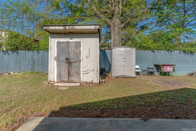 701 N Main Street, Bald Knob, AR 72010