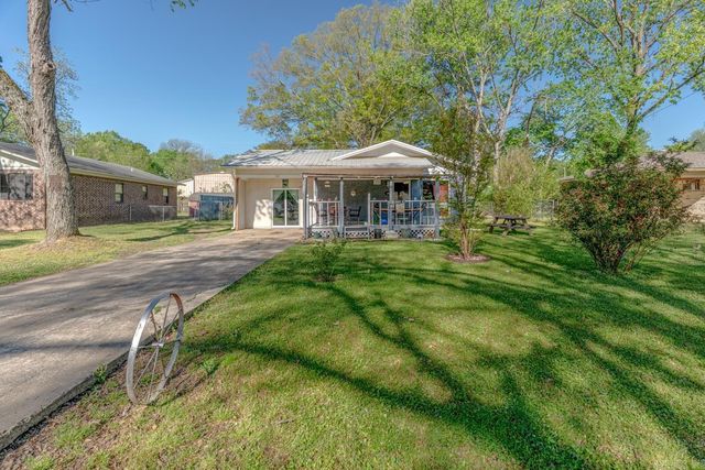 701 N Main Street, Bald Knob, AR 72010