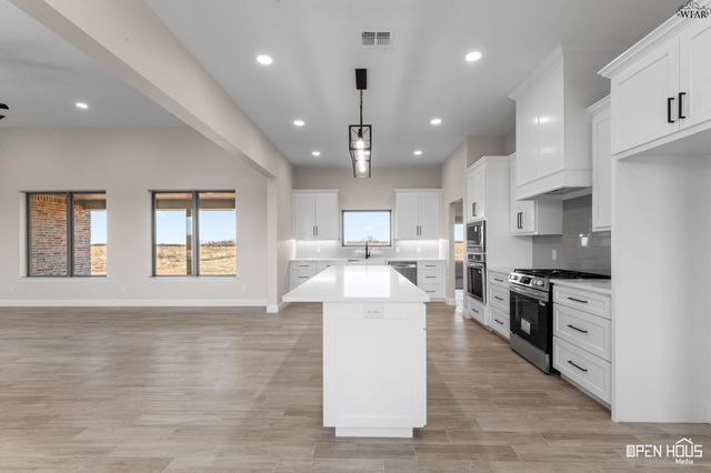 12630 LONGLEY ROAD, Iowa Park, TX 76367