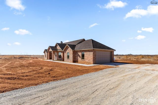 12630 LONGLEY ROAD, Iowa Park, TX 76367