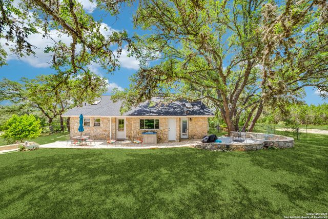 20892 Bluehill Pass, Helotes, TX 78023