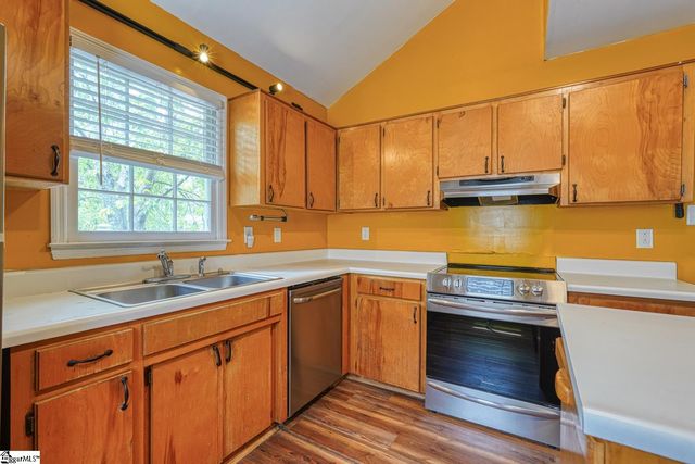 26 Hidden Springs Road, Spartanburg, SC 29302