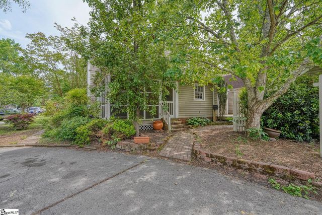 26 Hidden Springs Road, Spartanburg, SC 29302