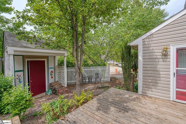 26 Hidden Springs Road, Spartanburg, SC 29302
