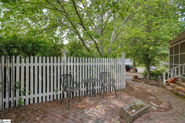 26 Hidden Springs Road, Spartanburg, SC 29302