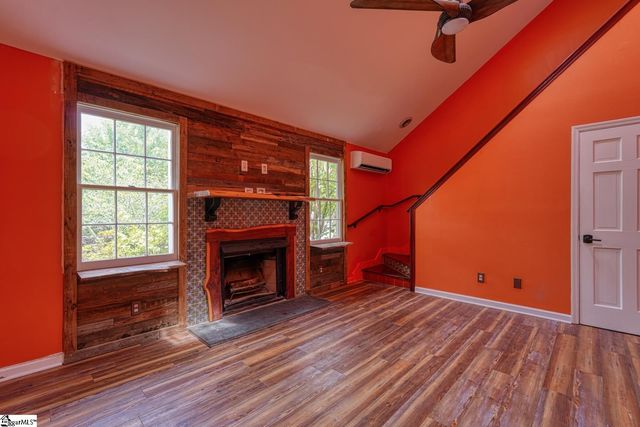 26 Hidden Springs Road, Spartanburg, SC 29302