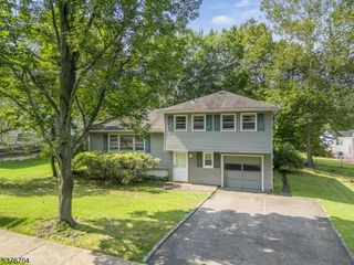 74 Fitzrandolph Rd, West Orange Twp., NJ 07052