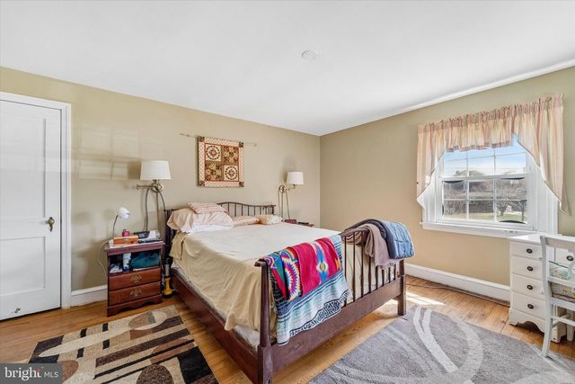 133 6TH AVE, Phoenixville, PA 19460