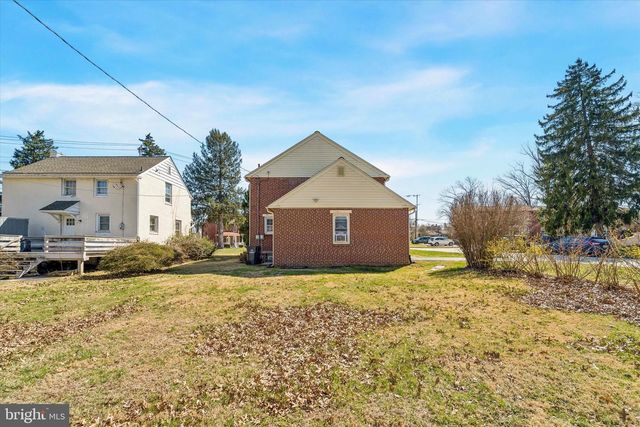 133 6TH AVE, Phoenixville, PA 19460