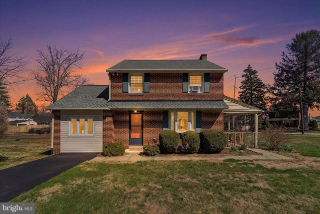 133 6TH AVE, Phoenixville, PA 19460