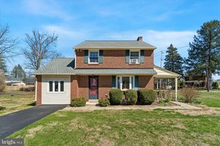 133 6TH AVE, Phoenixville, PA 19460