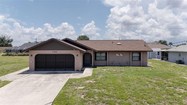 7300 BEARDSLEY STREET, Englewood, FL 34224
