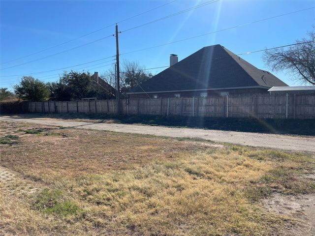 5619 Buffalo Gap Road, Abilene, TX 79606