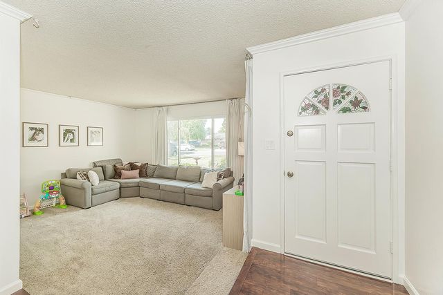 4888 E Rialto Avenue, Fresno, CA 93726