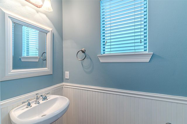 1828 Woodbend Village Court, Houston, TX 77055