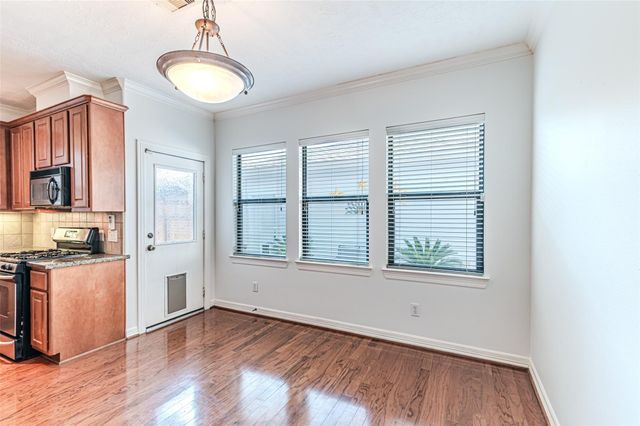 1828 Woodbend Village Court, Houston, TX 77055