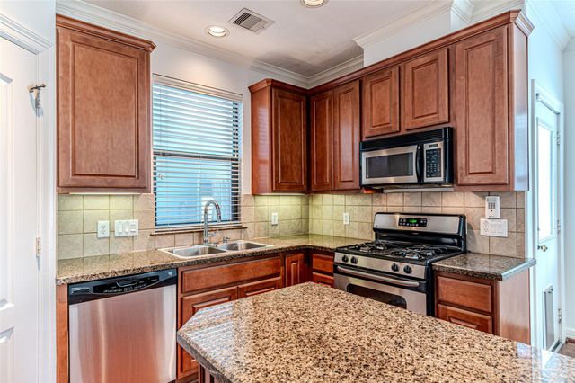 1828 Woodbend Village Court, Houston, TX 77055