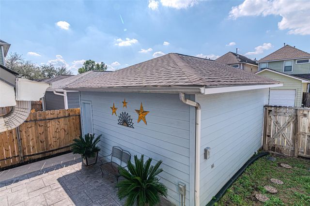 1828 Woodbend Village Court, Houston, TX 77055