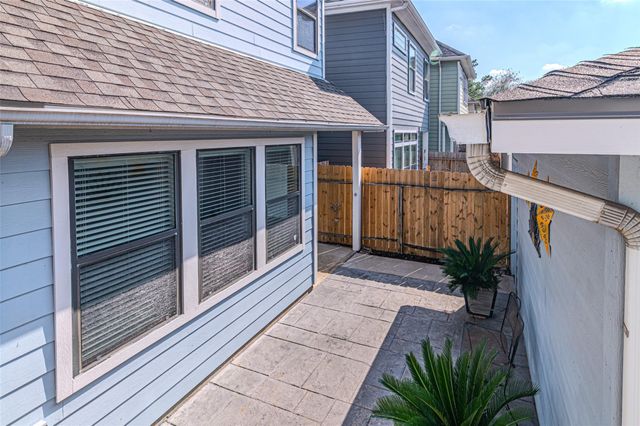 1828 Woodbend Village Court, Houston, TX 77055