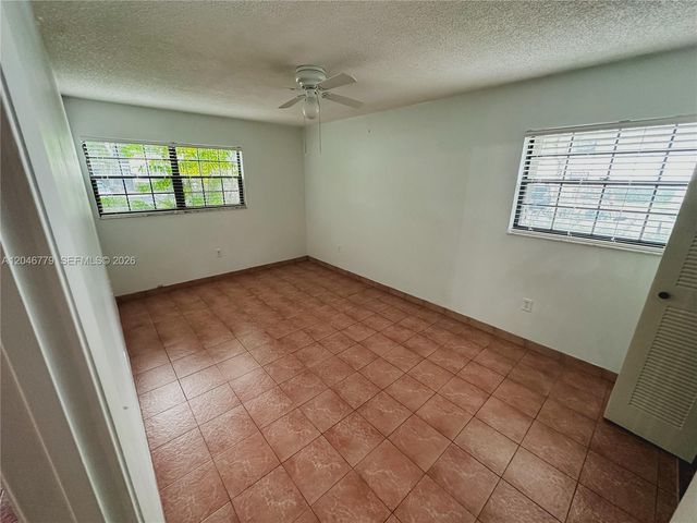 927 NE 199th Street 101, Miami, FL 33179