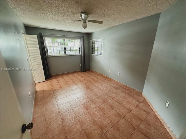 927 NE 199th Street 101, Miami, FL 33179