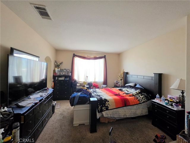 10786 Thorndale, Adelanto, CA 92301