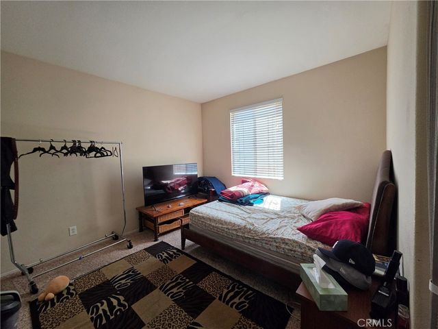 10786 Thorndale, Adelanto, CA 92301