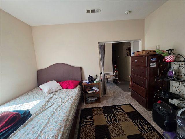 10786 Thorndale, Adelanto, CA 92301