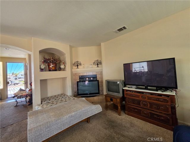 10786 Thorndale, Adelanto, CA 92301