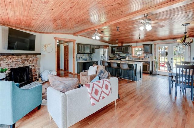 110 C Street, Lake Lotawana, MO 64086