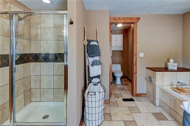 110 C Street, Lake Lotawana, MO 64086