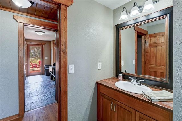110 C Street, Lake Lotawana, MO 64086