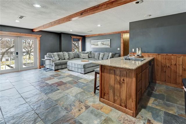 110 C Street, Lake Lotawana, MO 64086
