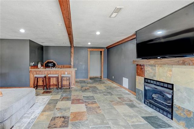 110 C Street, Lake Lotawana, MO 64086