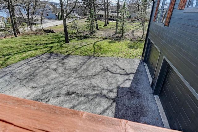 110 C Street, Lake Lotawana, MO 64086