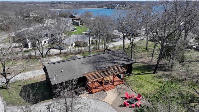 110 C Street, Lake Lotawana, MO 64086