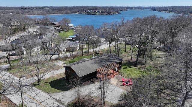 110 C Street, Lake Lotawana, MO 64086