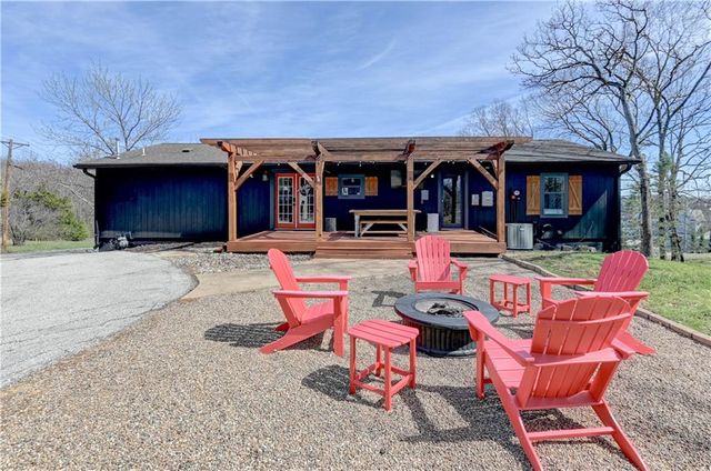 110 C Street, Lake Lotawana, MO 64086