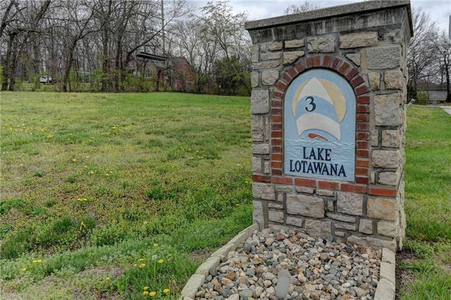 110 C Street, Lake Lotawana, MO 64086
