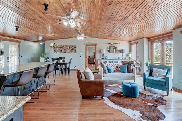 110 C Street, Lake Lotawana, MO 64086