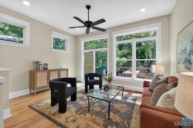 424 Spring Avenue, Webster Groves, MO 63119