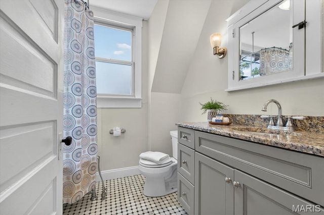 424 Spring Avenue, Webster Groves, MO 63119