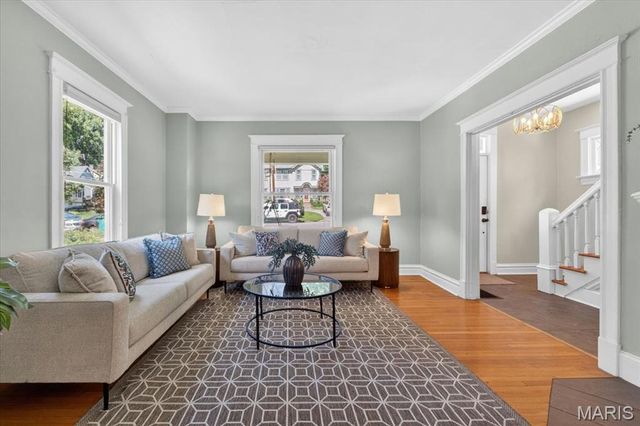 424 Spring Avenue, Webster Groves, MO 63119