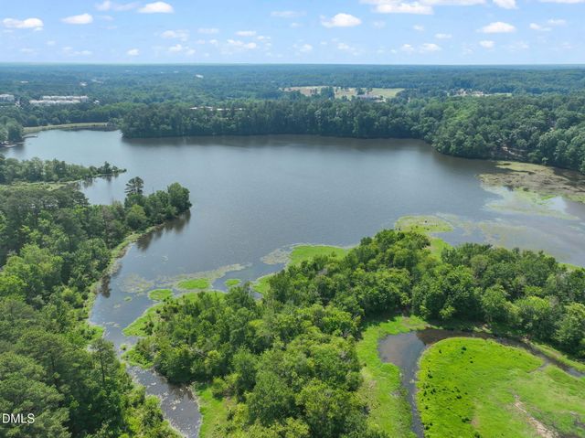 2441 Campus Shore Drive 109, Raleigh, NC 27606