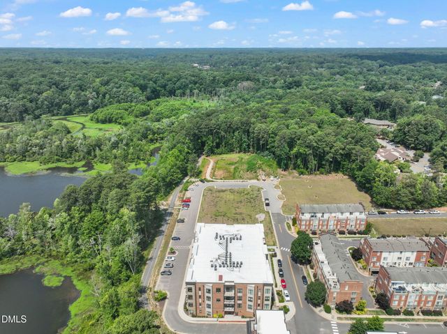 2441 Campus Shore Drive 109, Raleigh, NC 27606