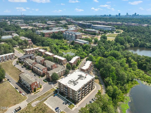 2441 Campus Shore Drive 109, Raleigh, NC 27606
