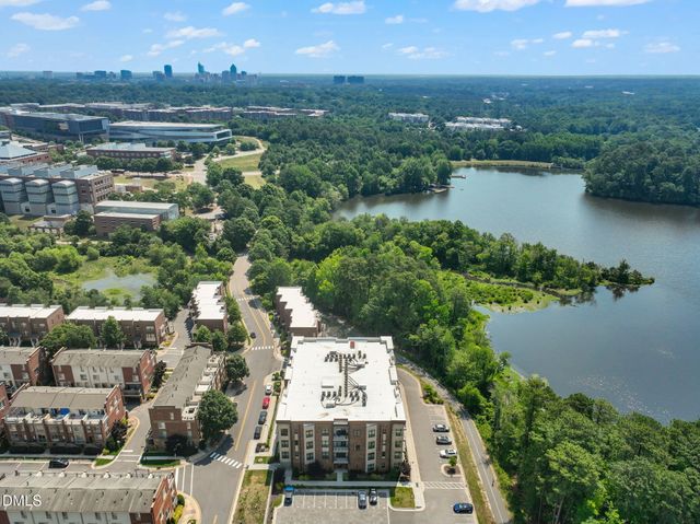 2441 Campus Shore Drive 109, Raleigh, NC 27606